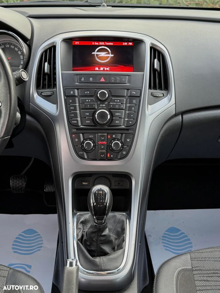 Opel Astra 1.4 ECOTEC Turbo Selection - 8