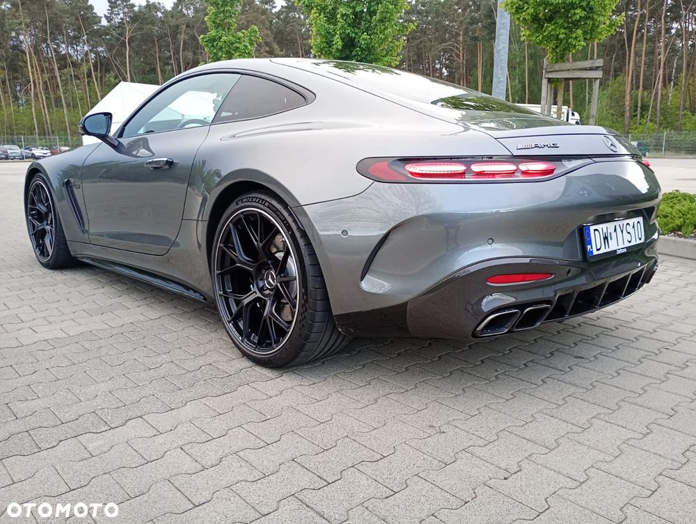 Mercedes-Benz AMG GT - 7