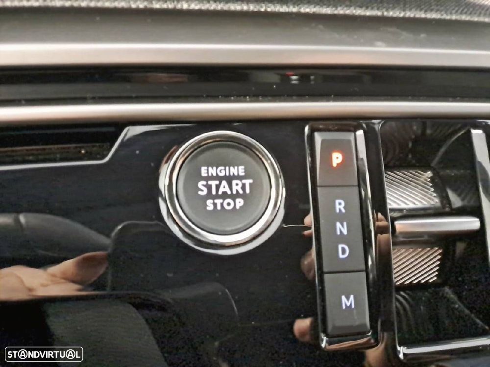 Peugeot 3008 1.2 Hybrid Allure e-DCS6 - 18