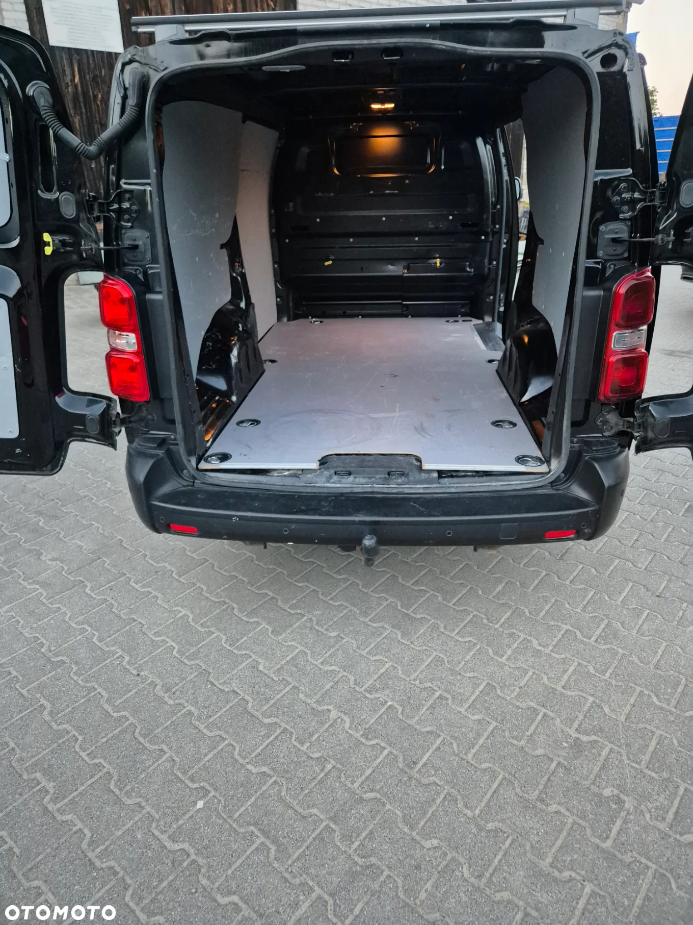 Opel Vivaro - 35