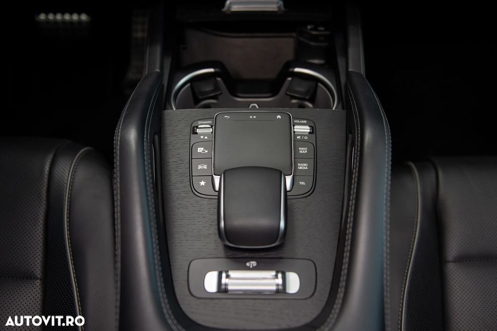 Mercedes-Benz GLS - 23