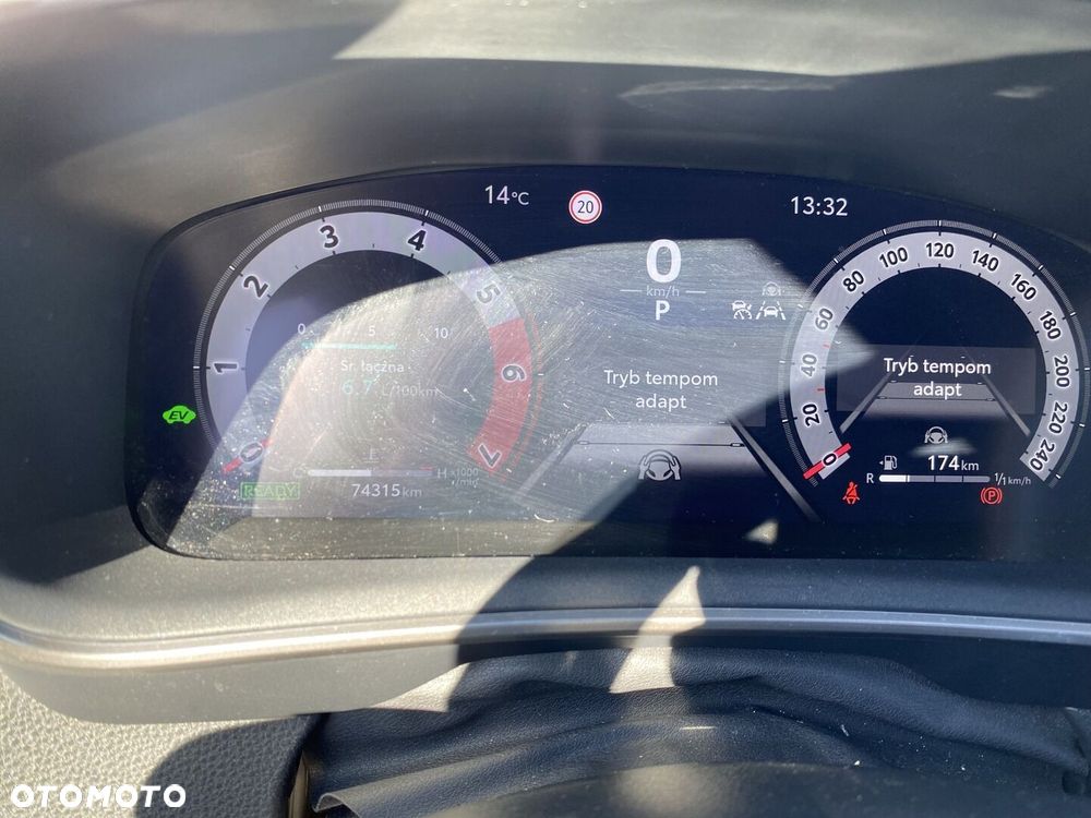 Toyota Corolla 1.8 Hybrid Style - 17