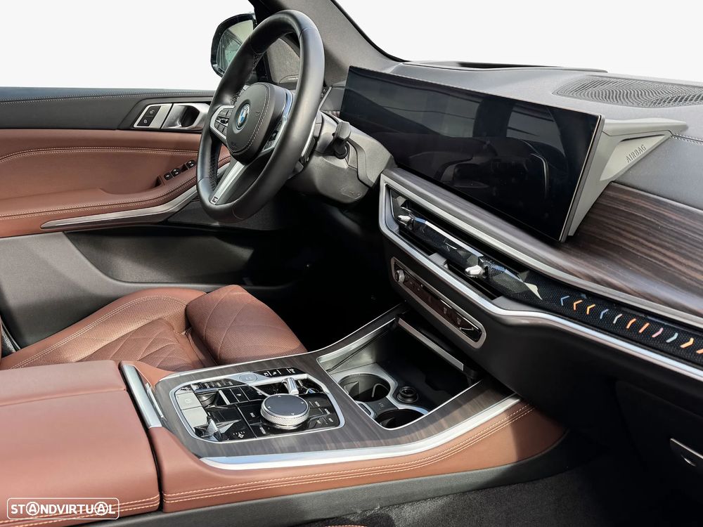 BMW X5 50 e xDrive Edição Desportiva M - 10