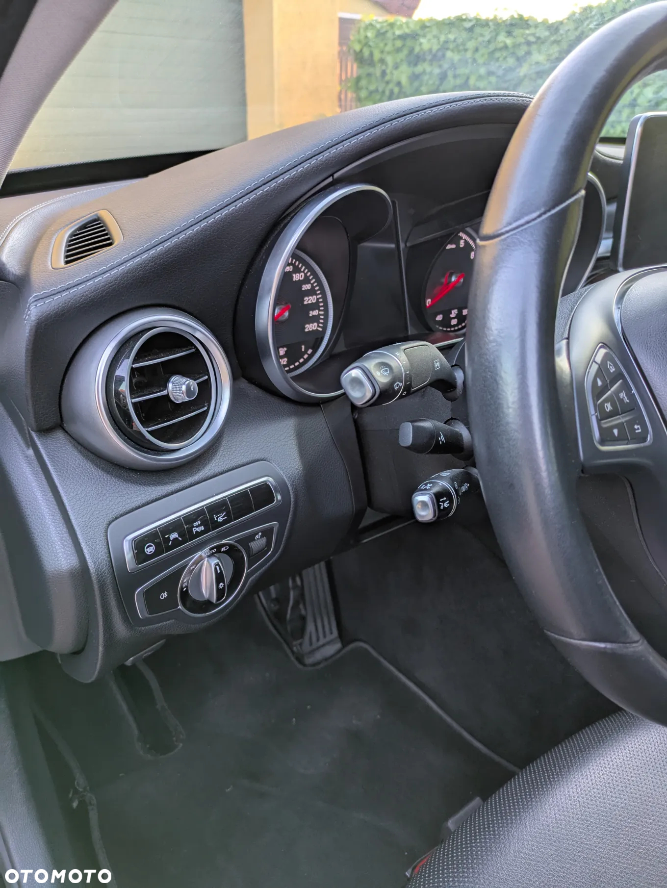 Mercedes-Benz Klasa C 250 7G-TRONIC - 8