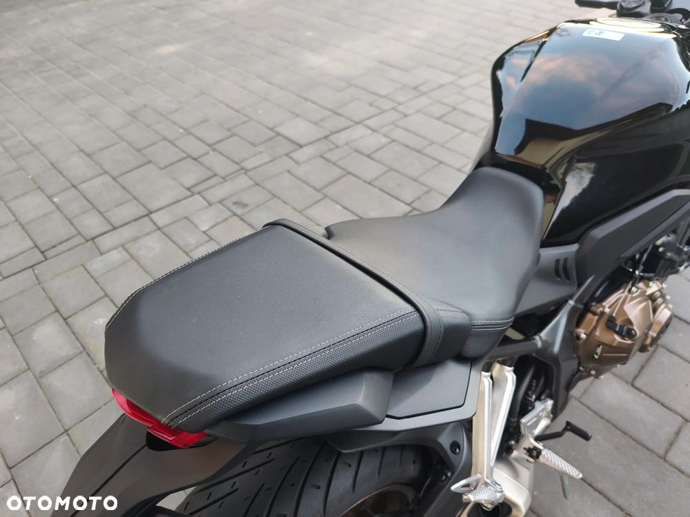 Honda CB - 17