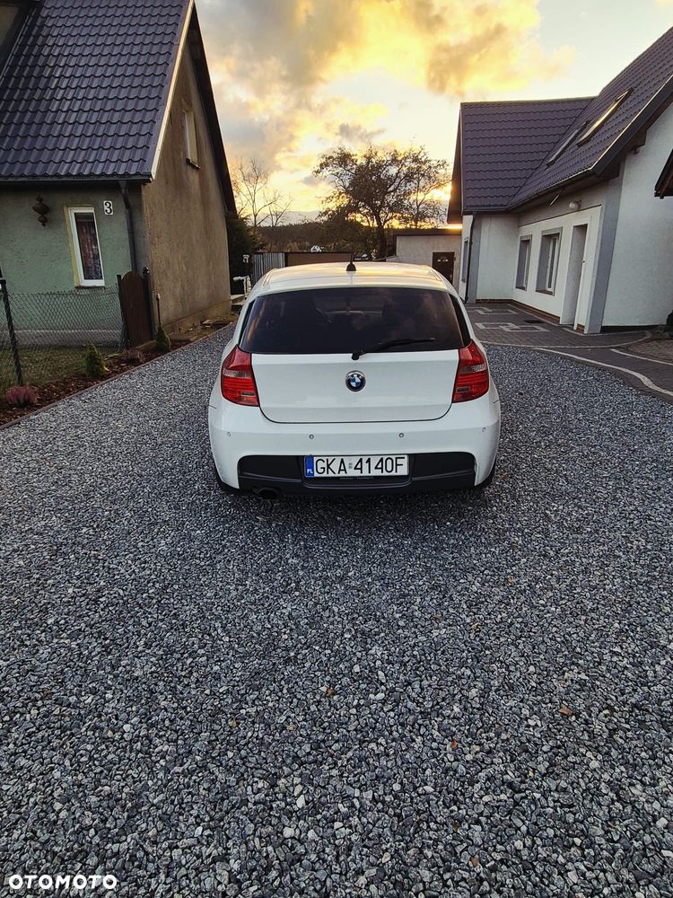 BMW Seria 1 2009 photo 4