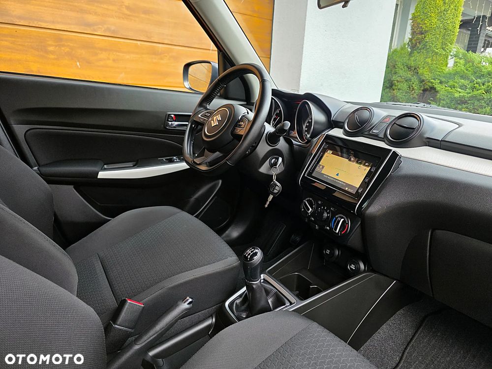 Suzuki Swift 1.2 Dualjet Hybrid Comfort+ - 22