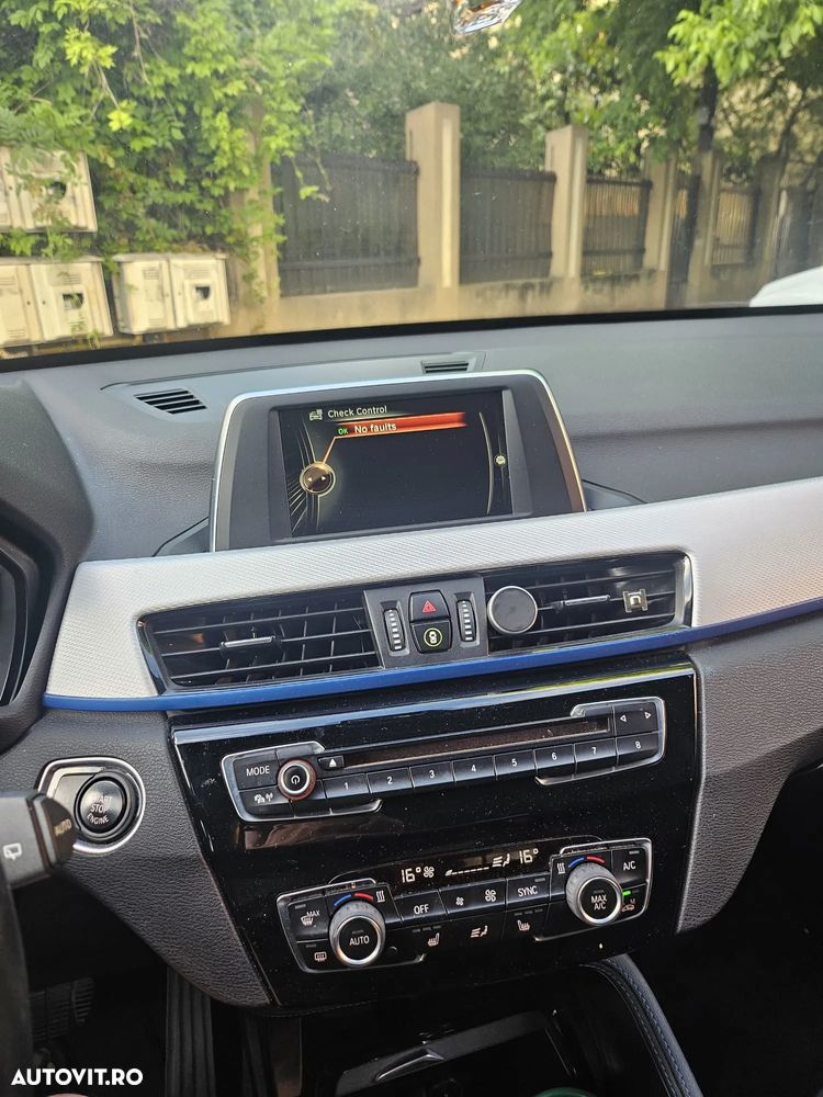 BMW X1 - 11