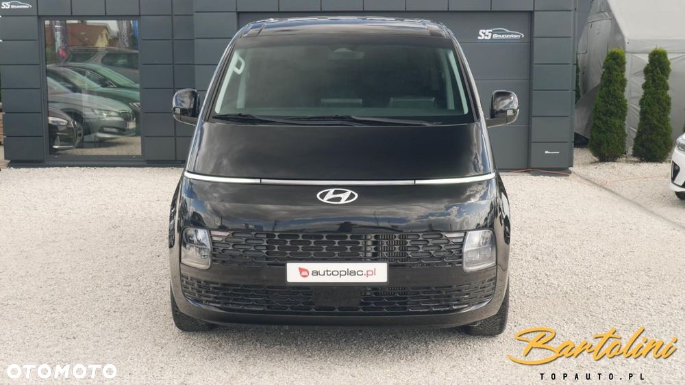 Hyundai Staria - 4