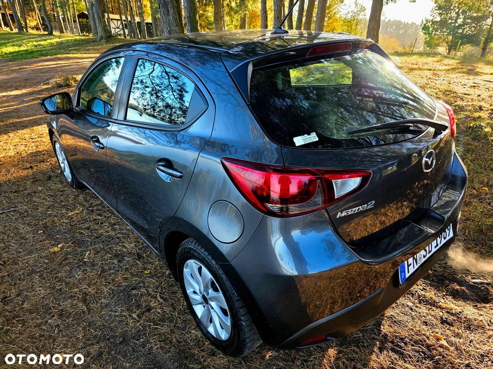 Mazda 2 - 4