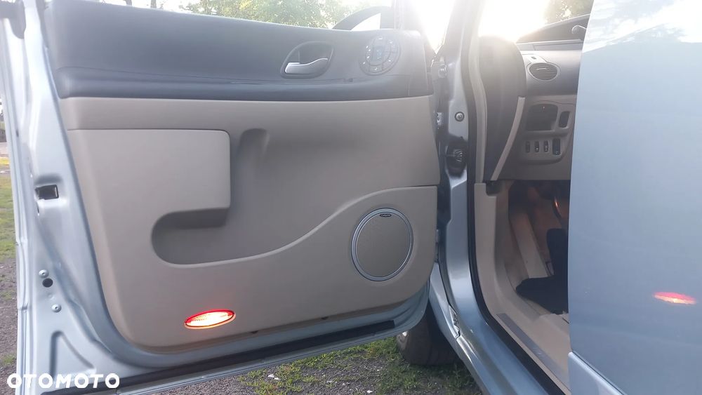 Renault Espace 2.0 Initiale - 18
