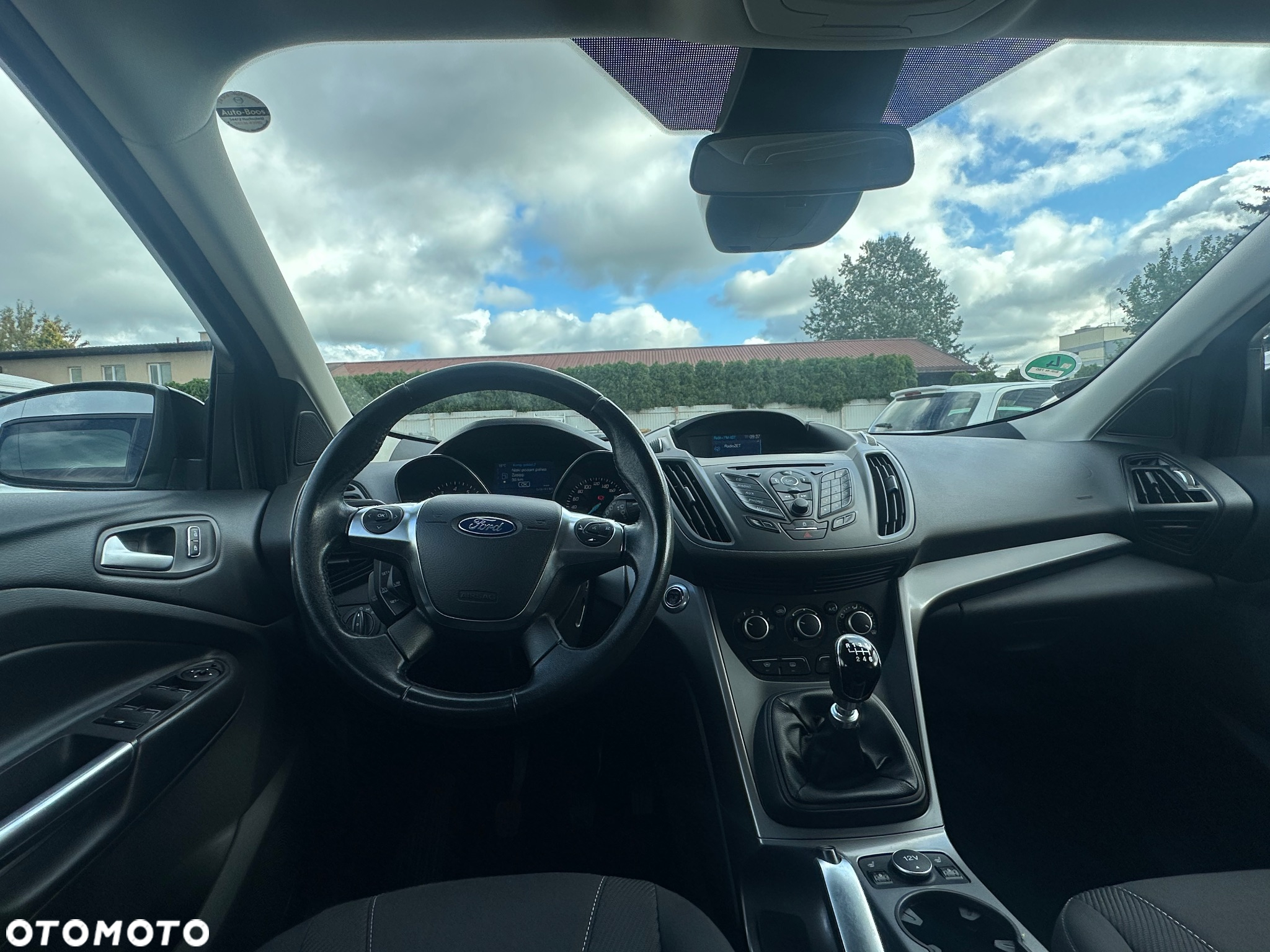 Ford Kuga 1.5 EcoBoost 2x4 Business Edition - 15
