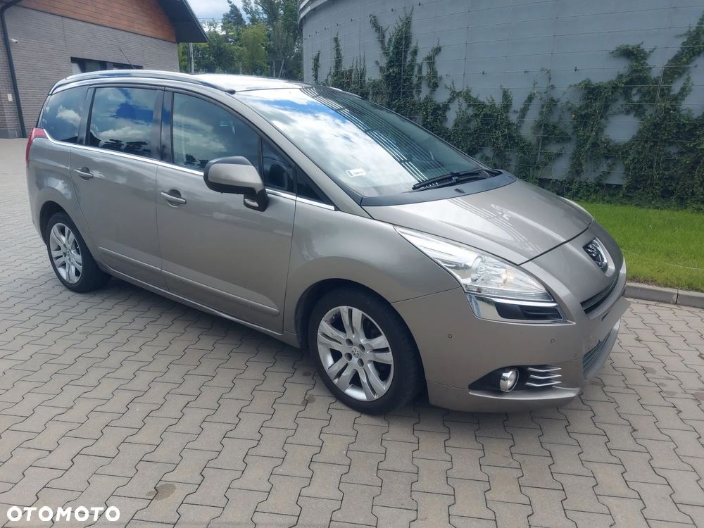 Peugeot 5008 HDI 160 Automatik Allure - 1