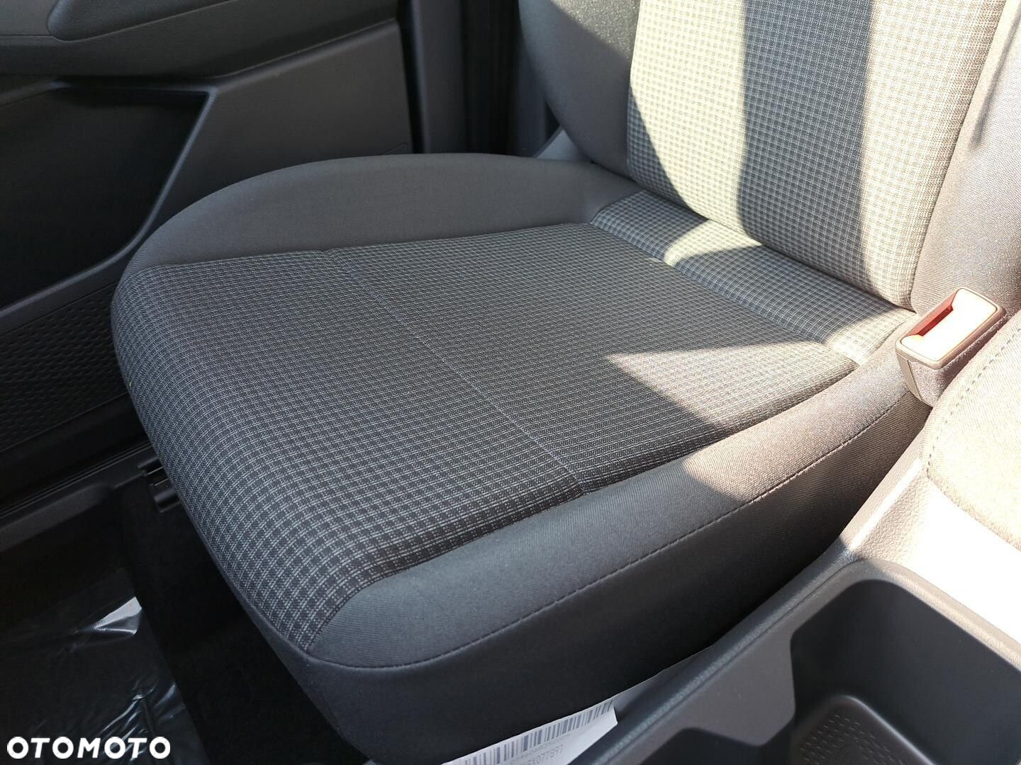 Volkswagen Caddy - 12
