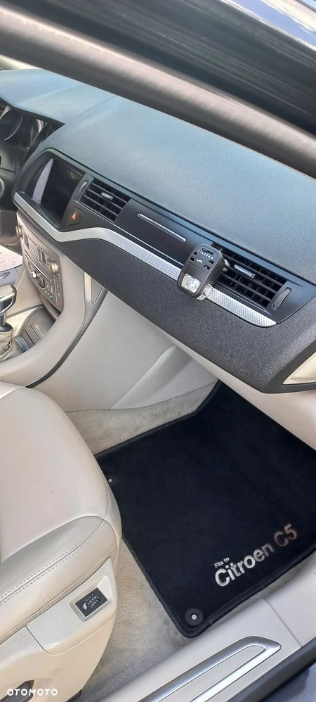 Citroën C5 HDi 165 FAP Exclusive - 17
