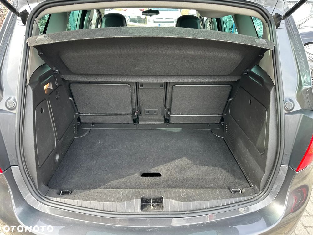 Opel Meriva - 31