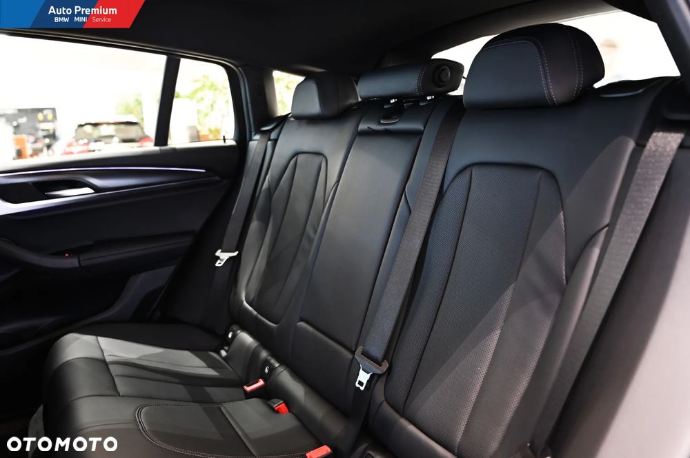 BMW X4 xDrive20d - 13