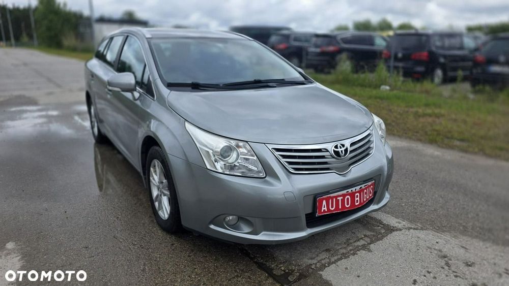 Toyota Avensis - 4
