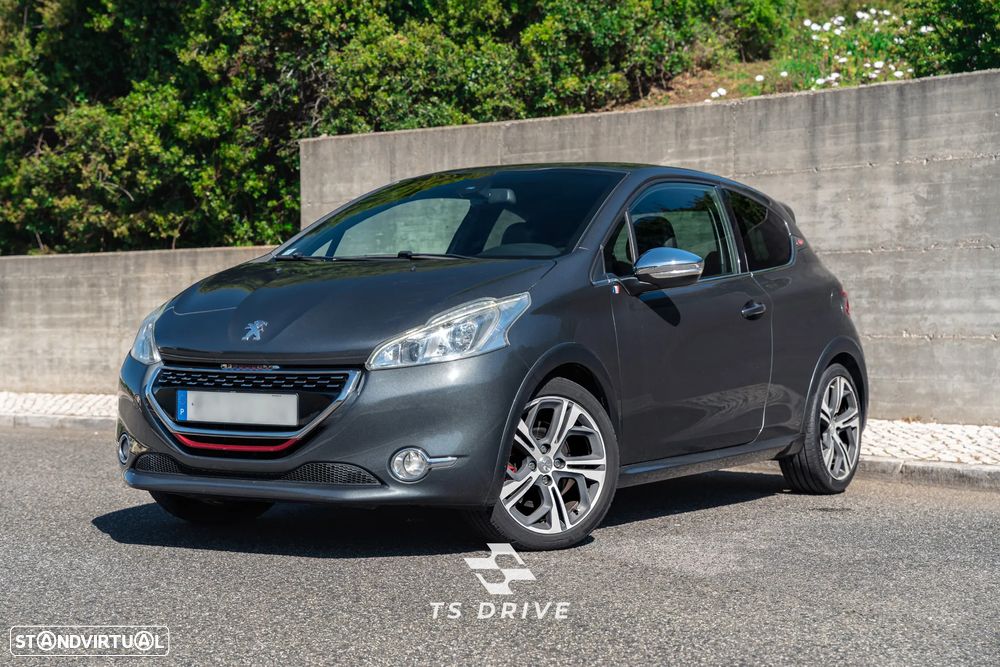 Peugeot 208 1.6 THP GTi - 1