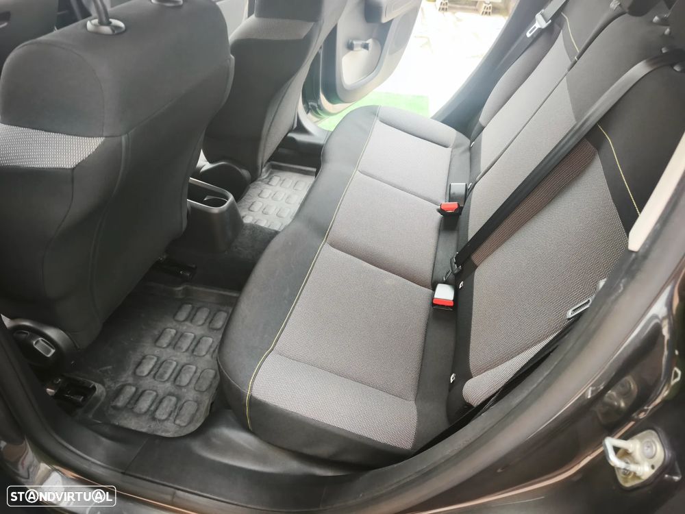 Citroën C3 1.2 PureTech Shine - 24