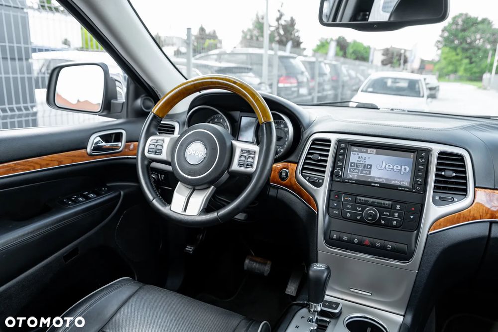 Jeep Grand Cherokee 5.7 V8 HEMI 4WD Automatik Overland - 27