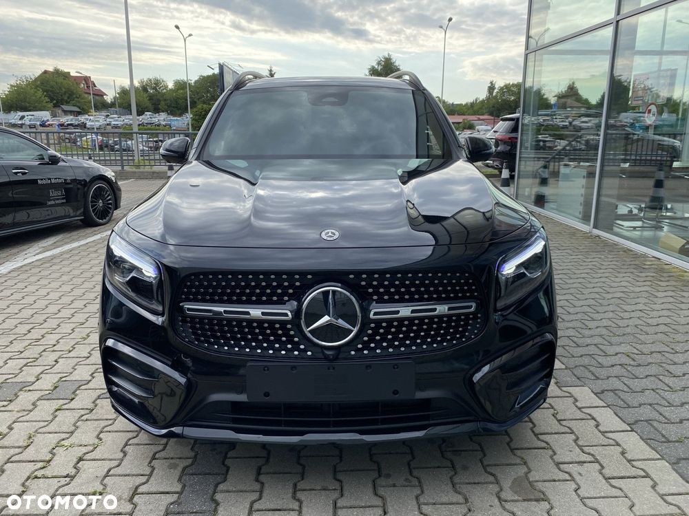 Mercedes-Benz GLB - 6