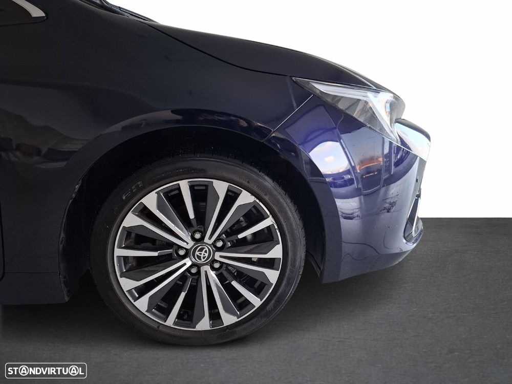 Toyota Corolla 1.8 Hybrid Comfort Plus - 17