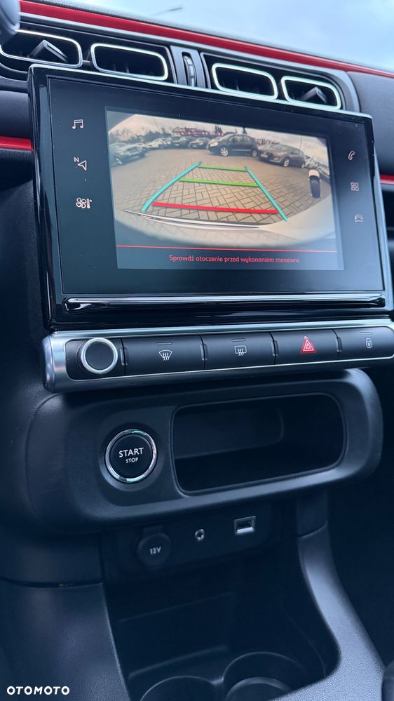 Citroën C3 Pure Tech (VTi) 82 Exclusive - 21