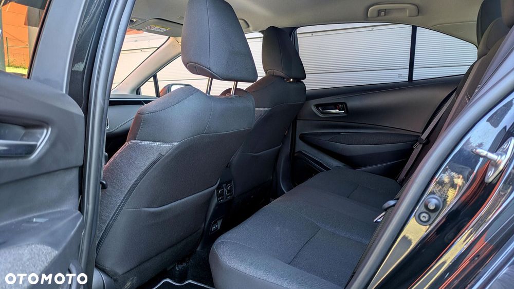 Toyota Corolla 1.8 Hybrid Style - 9