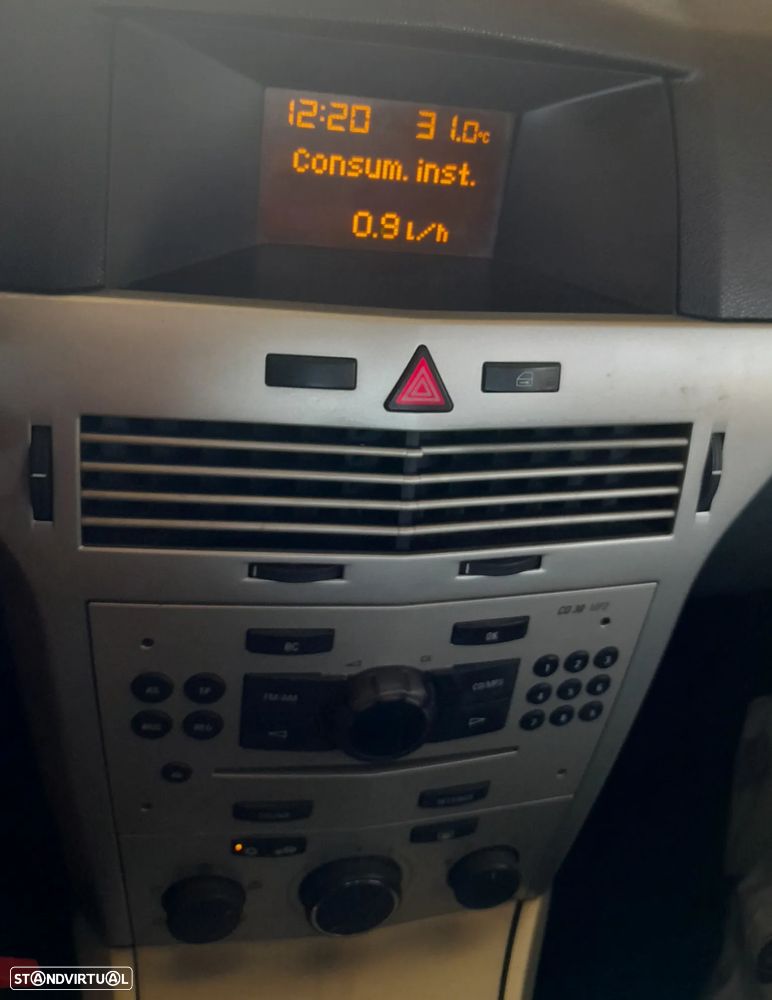 Opel Astra 1.3 CDTI Enjoy EcoFLEX - 11
