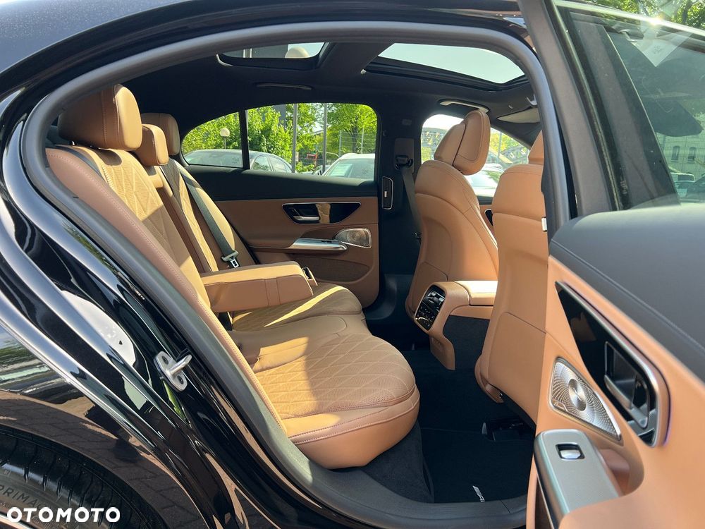 Mercedes-Benz Klasa E 220 d 4-Matic AMG - 31