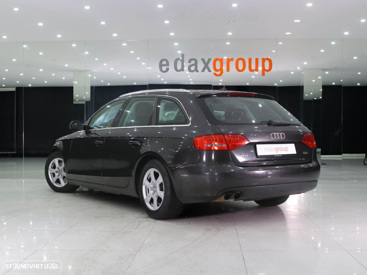 Audi A4 Avant - 4
