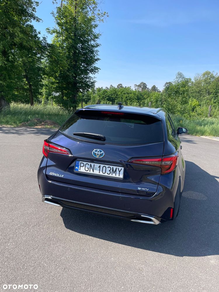 Toyota Corolla - 5