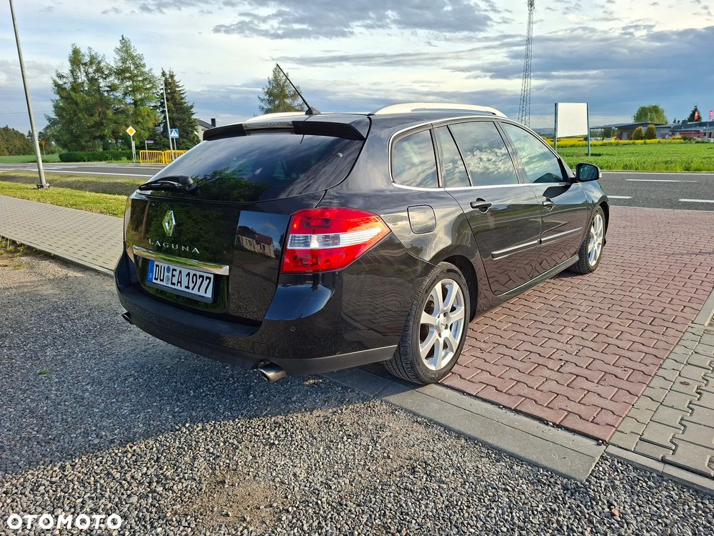 Renault Laguna 2.0 dCi FAP Initiale - 3