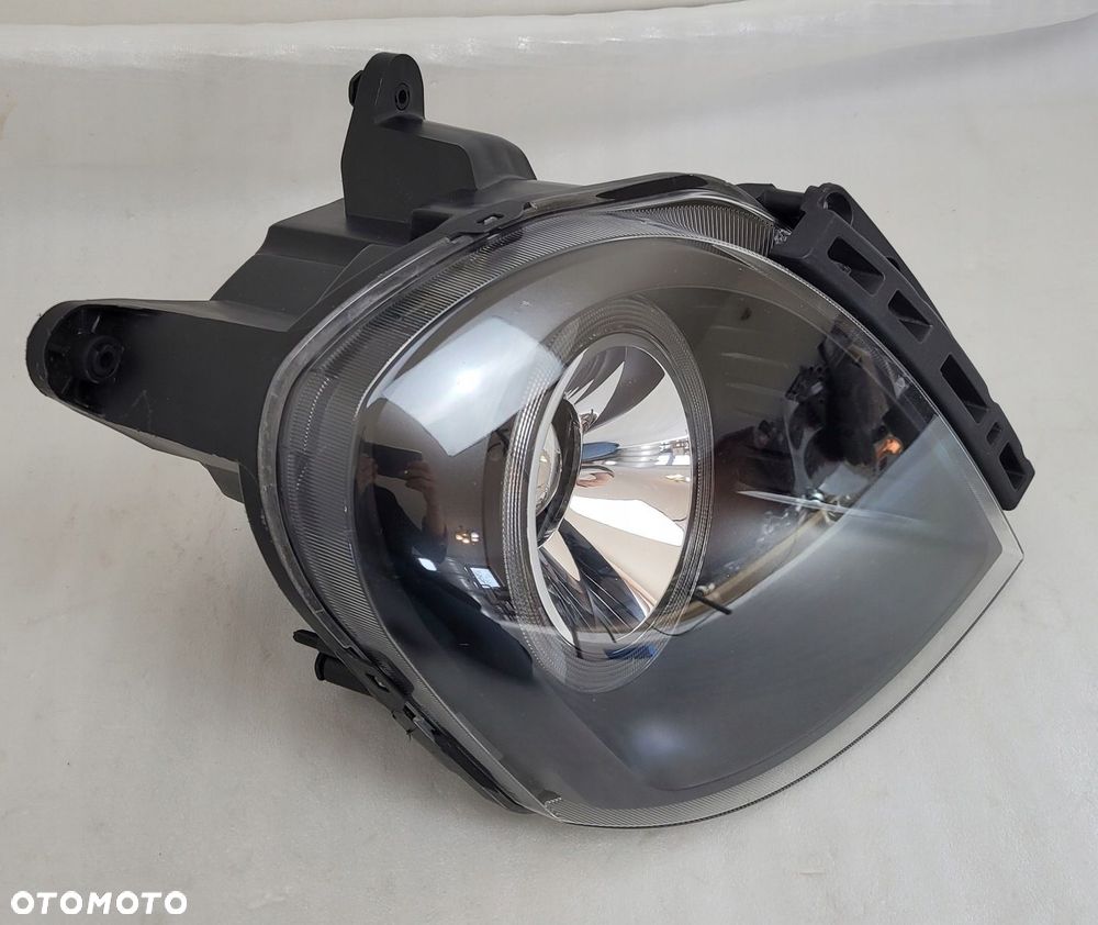 LAMPA PRAWA PRZÓD PRZEDNIA LEVC TX VN5 - 2