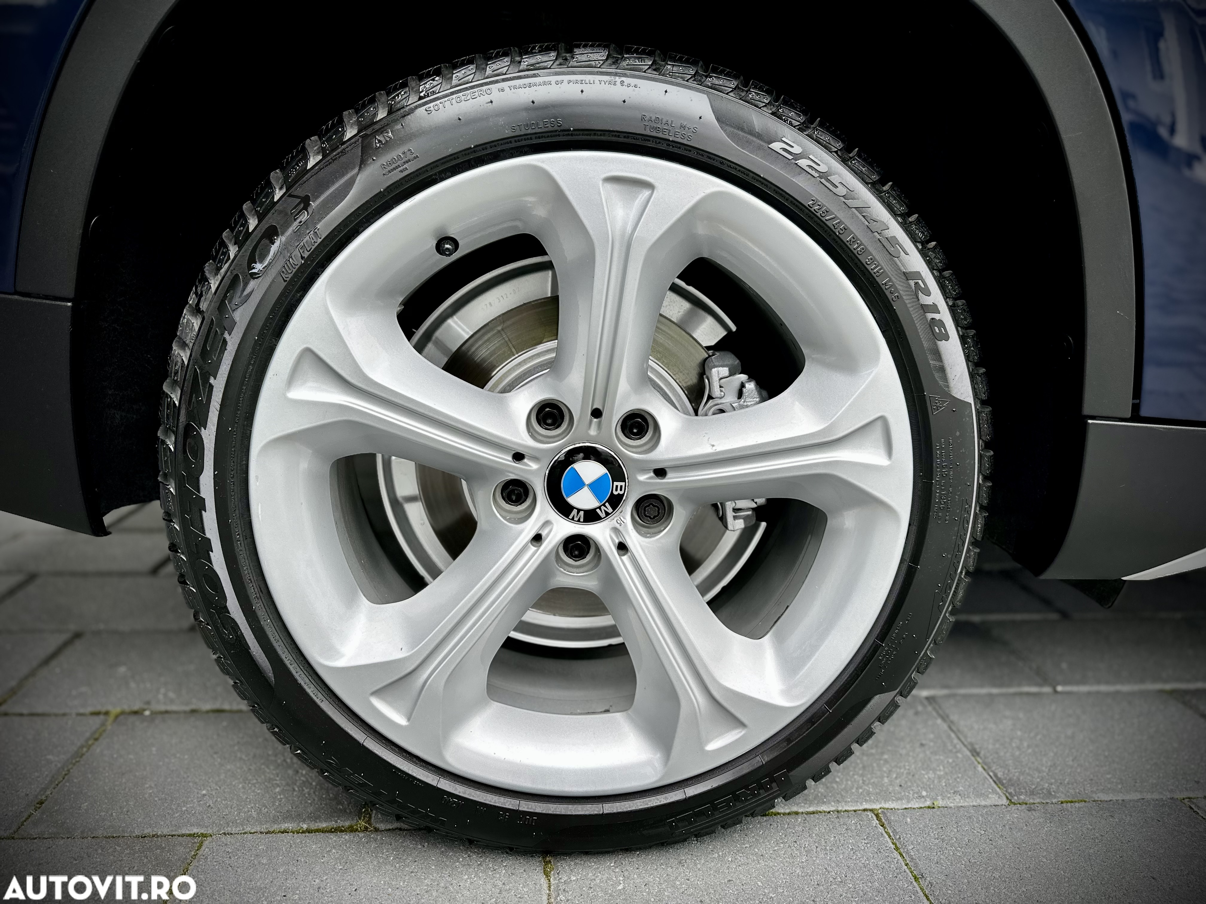 BMW X1 xDrive20d Aut. xLine - 33