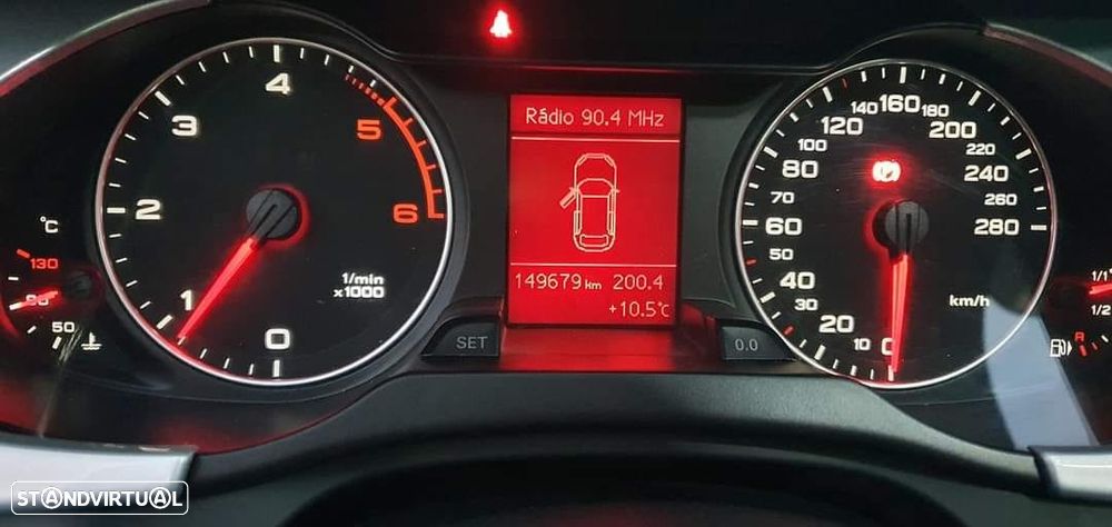 Audi A4 Avant 2.0 TDI DPF S line Sport Pack (plus) - 17