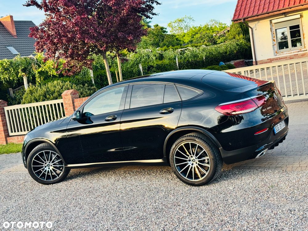 Mercedes-Benz GLC 300 d 4Matic 9G-TRONIC AMG Line Plus - 34