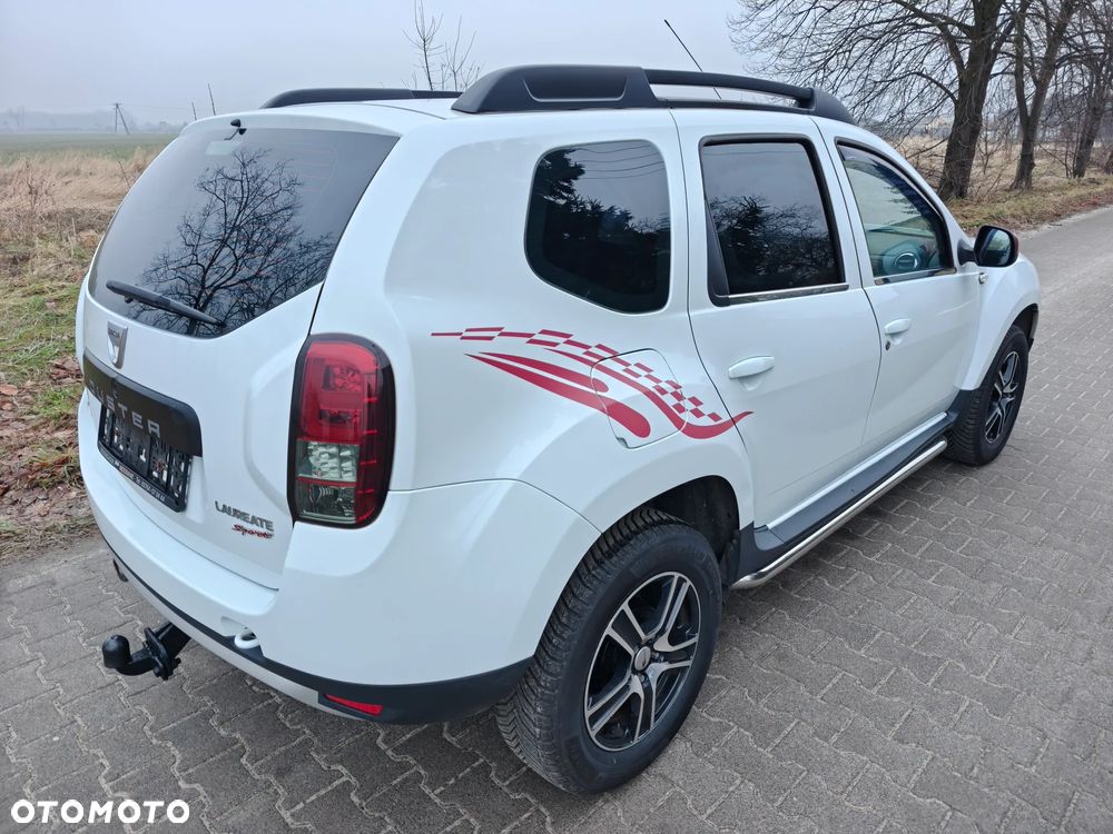 Dacia Duster 1.6 16V 4x2 Laureate - 4