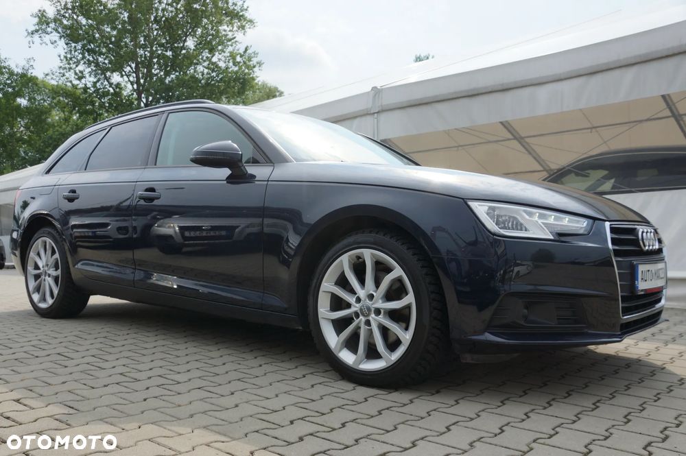 Audi A4 Avant 2.0 TDI S tronic - 10