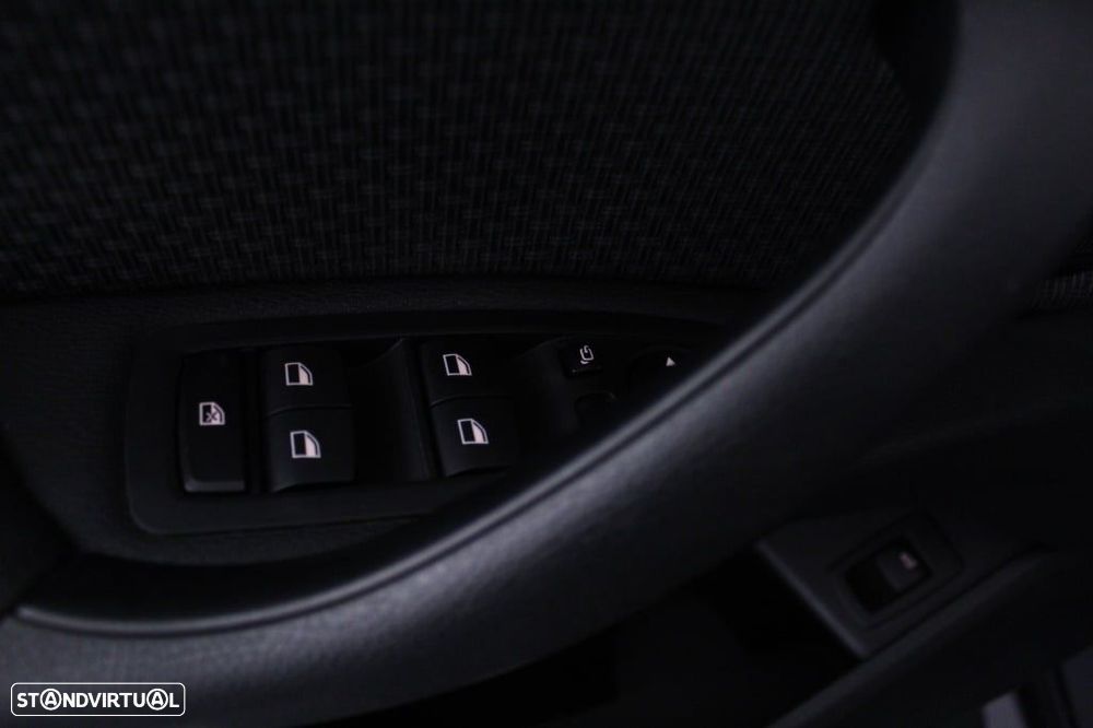 BMW X1 16 d sDrive Advantage Auto - 20