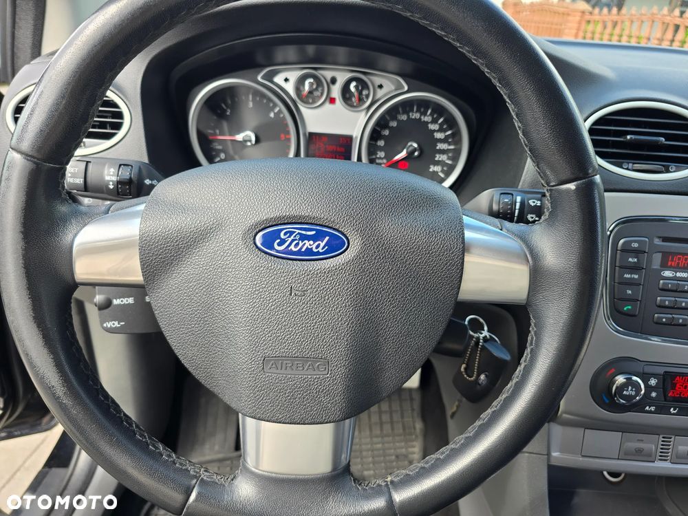 Ford Focus - 26