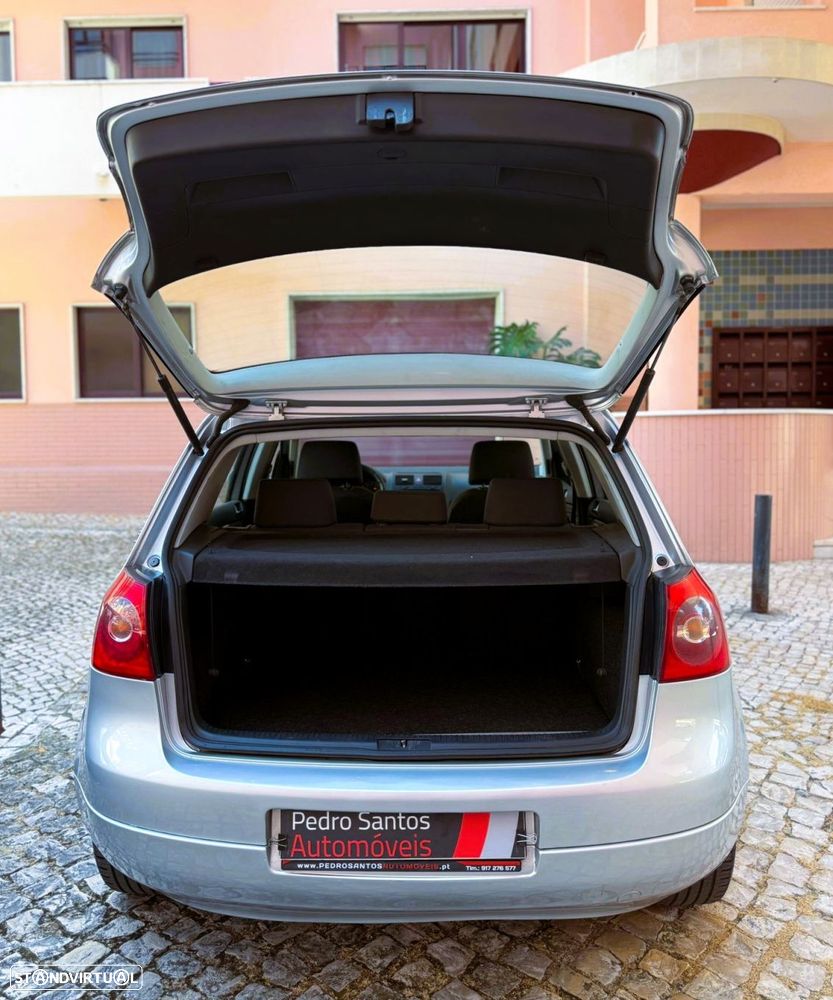VW Golf 1.9 TDi 6V Trendline AC - 16
