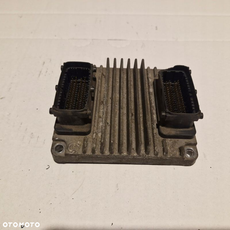 KOMPUTER STEROWNIK SILNIKA OPEL ASTRA G II 1.7D 8973743620 - 2
