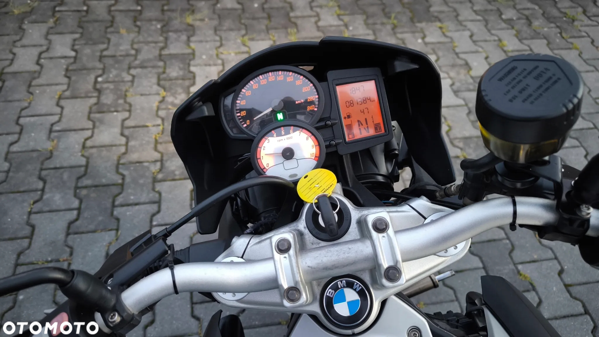 BMW F - 9