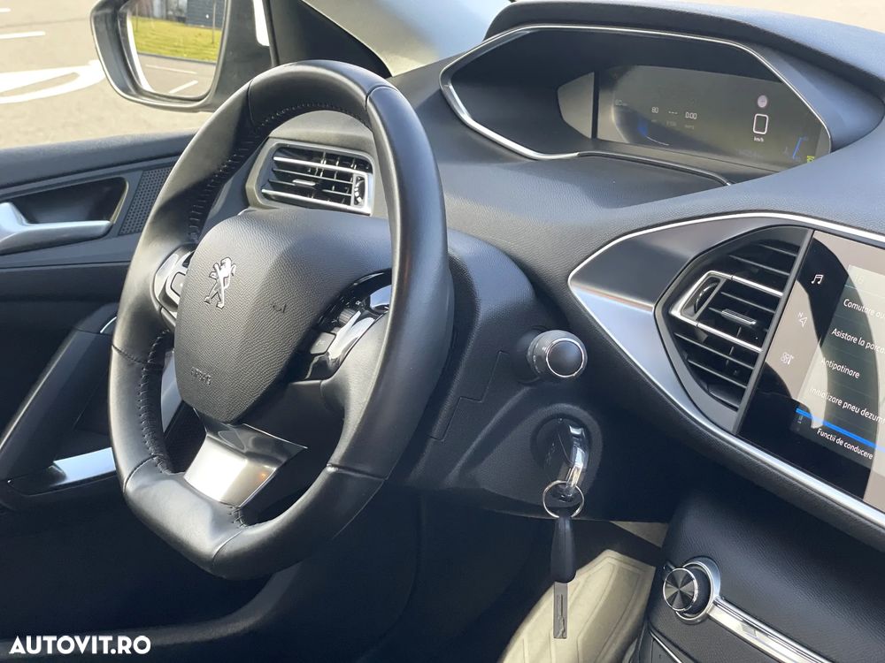 Peugeot 308 - 15