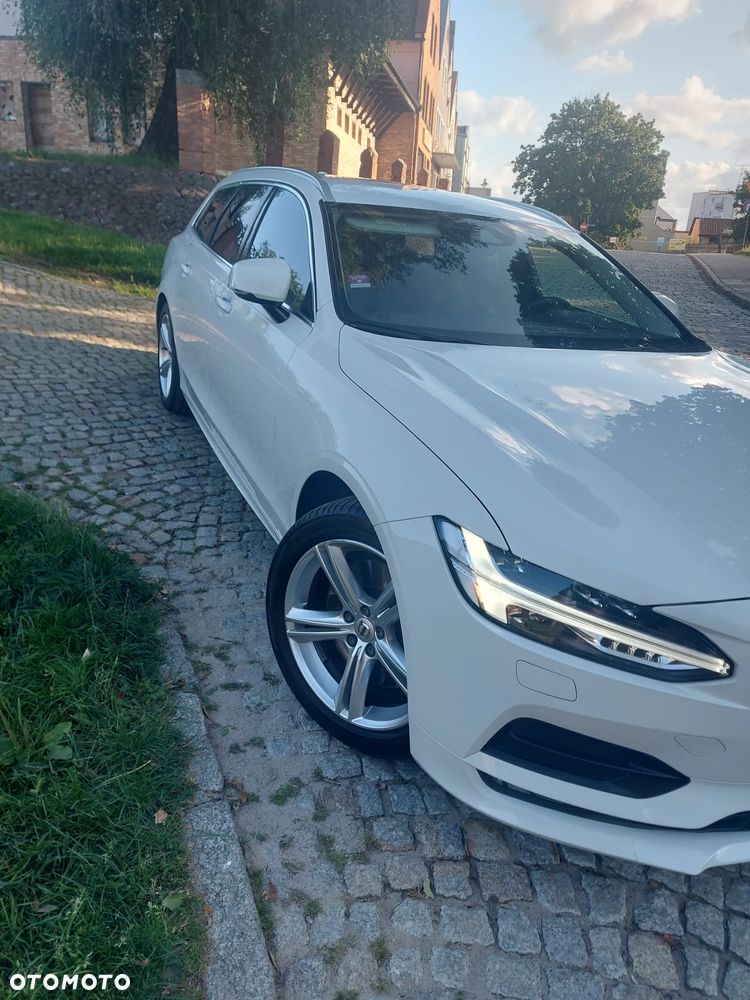 Volvo V90 D5 AWD Geartronic Momentum Pro - 5