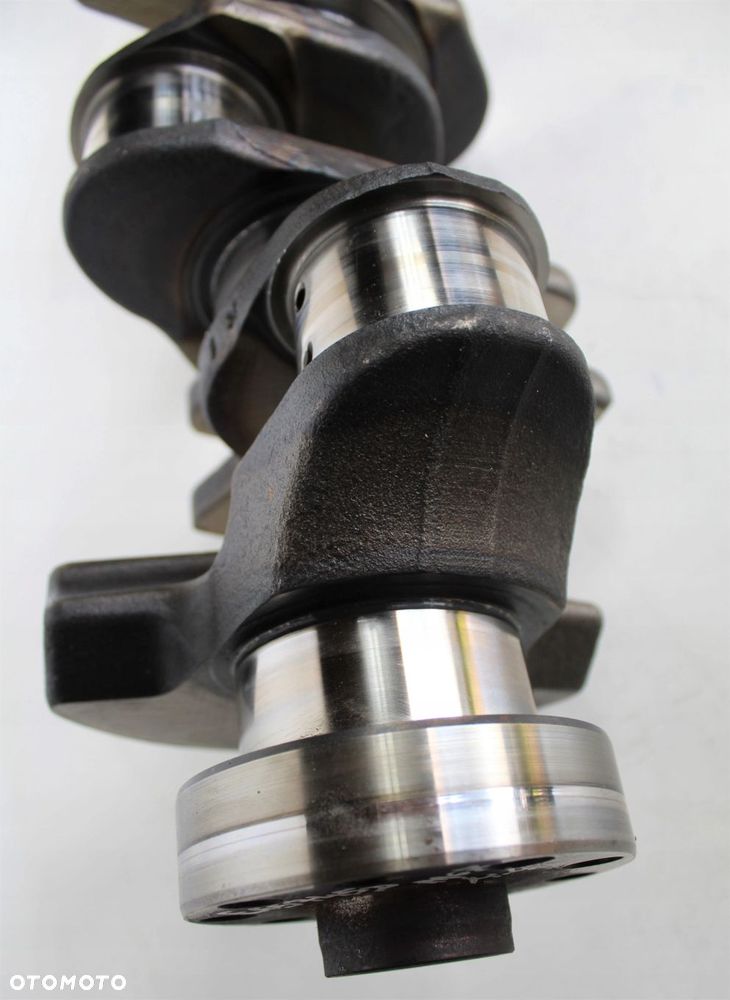 WAŁ KORBOWY BMW E65 745D M67 4.4 7792624 NOMINAŁ - 2