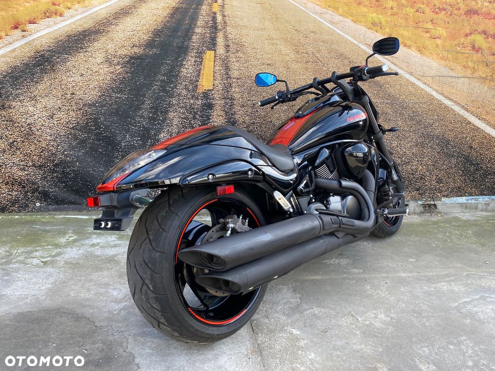 Suzuki Boulevard - 4