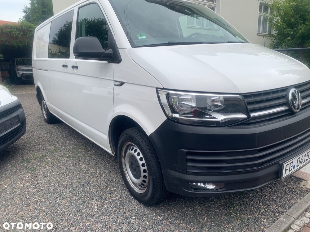 Volkswagen Multivan 2.0 TDI L2 Comfortline - 2